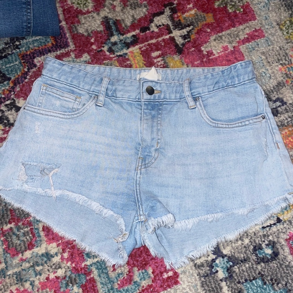 H&M size 8 raw hem shorts